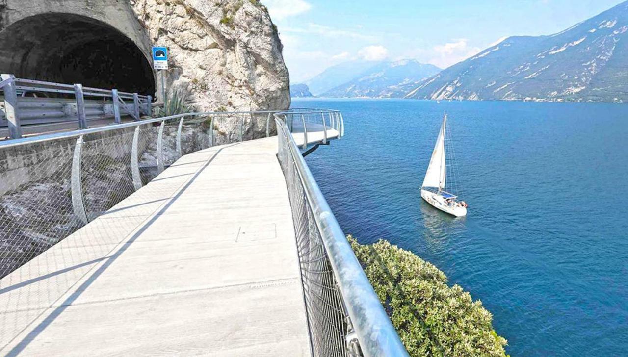 Panoramico Gardasee By Gardadomusmea Tremosine Bagian luar foto